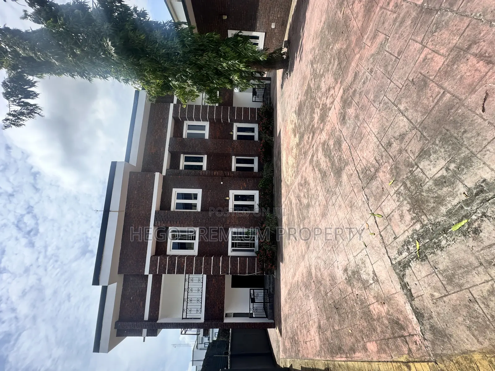 3bdrm Duplex in Forces Avenue, Old GRA for rent in Old GRA