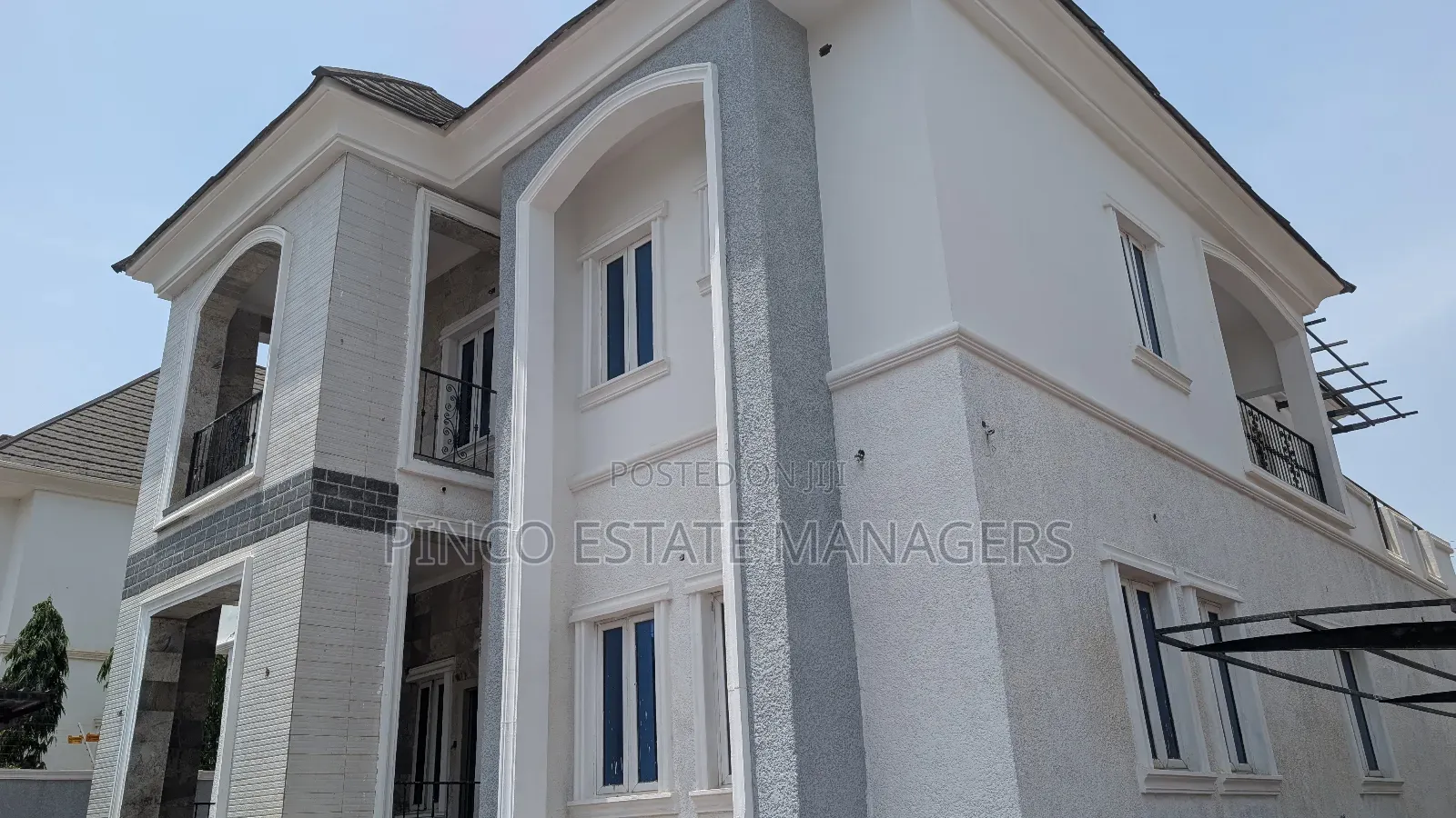 5bdrm Duplex in Efab Metropolis, Karsana for sale in Karsana