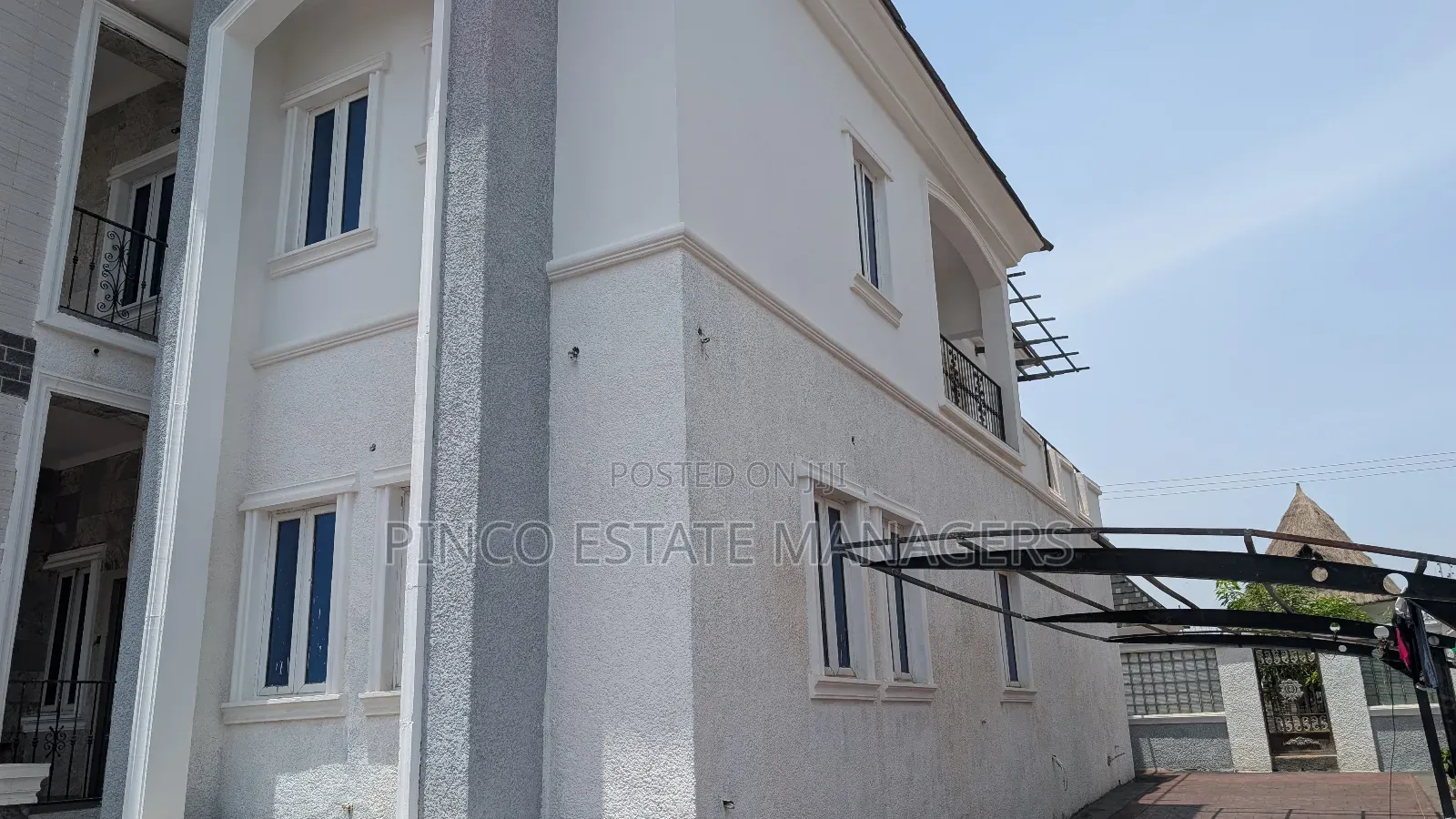 5bdrm Duplex in Efab Metropolis, Karsana for sale in Karsana