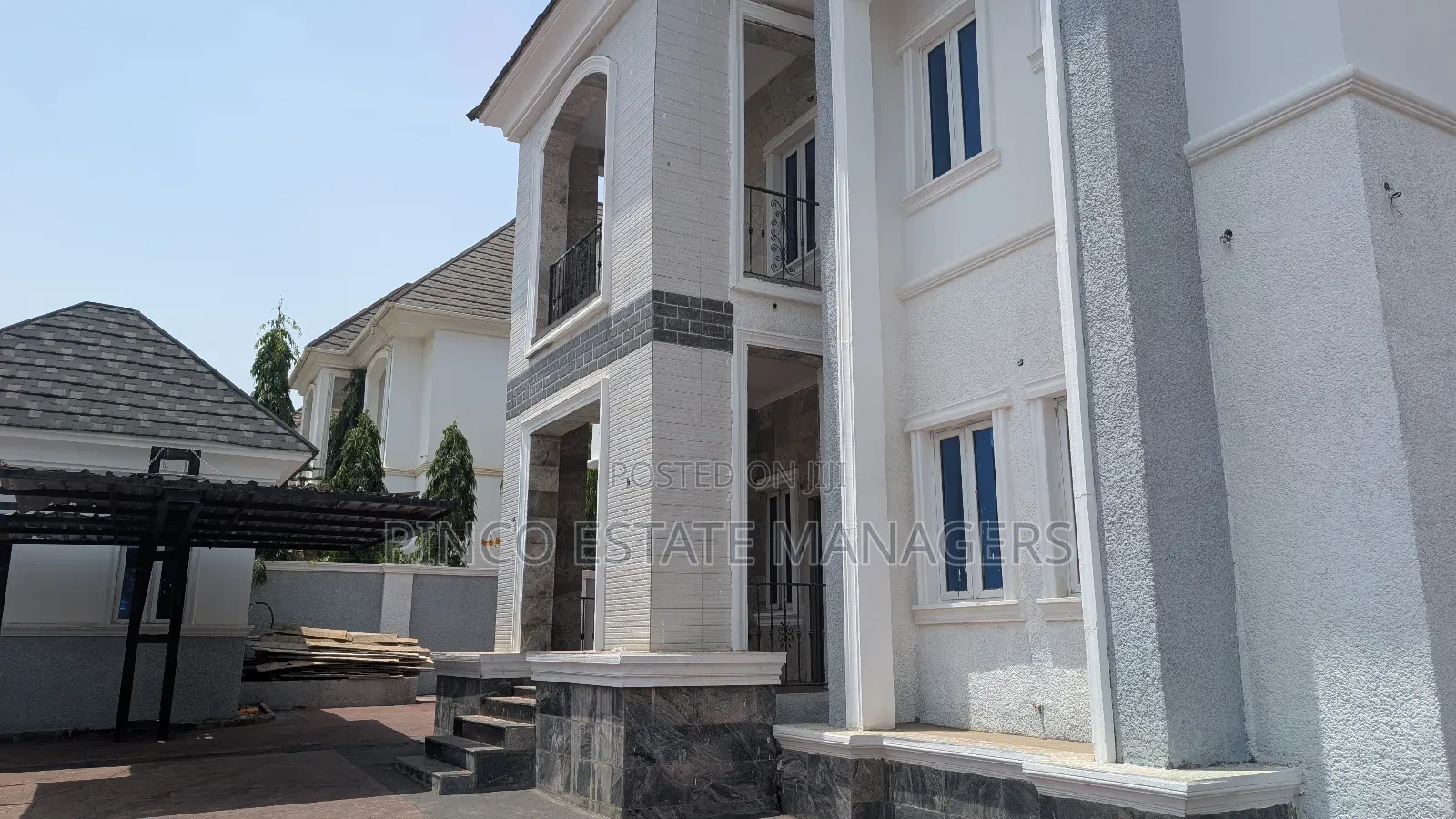 5bdrm Duplex in Efab Metropolis, Karsana for sale in Karsana