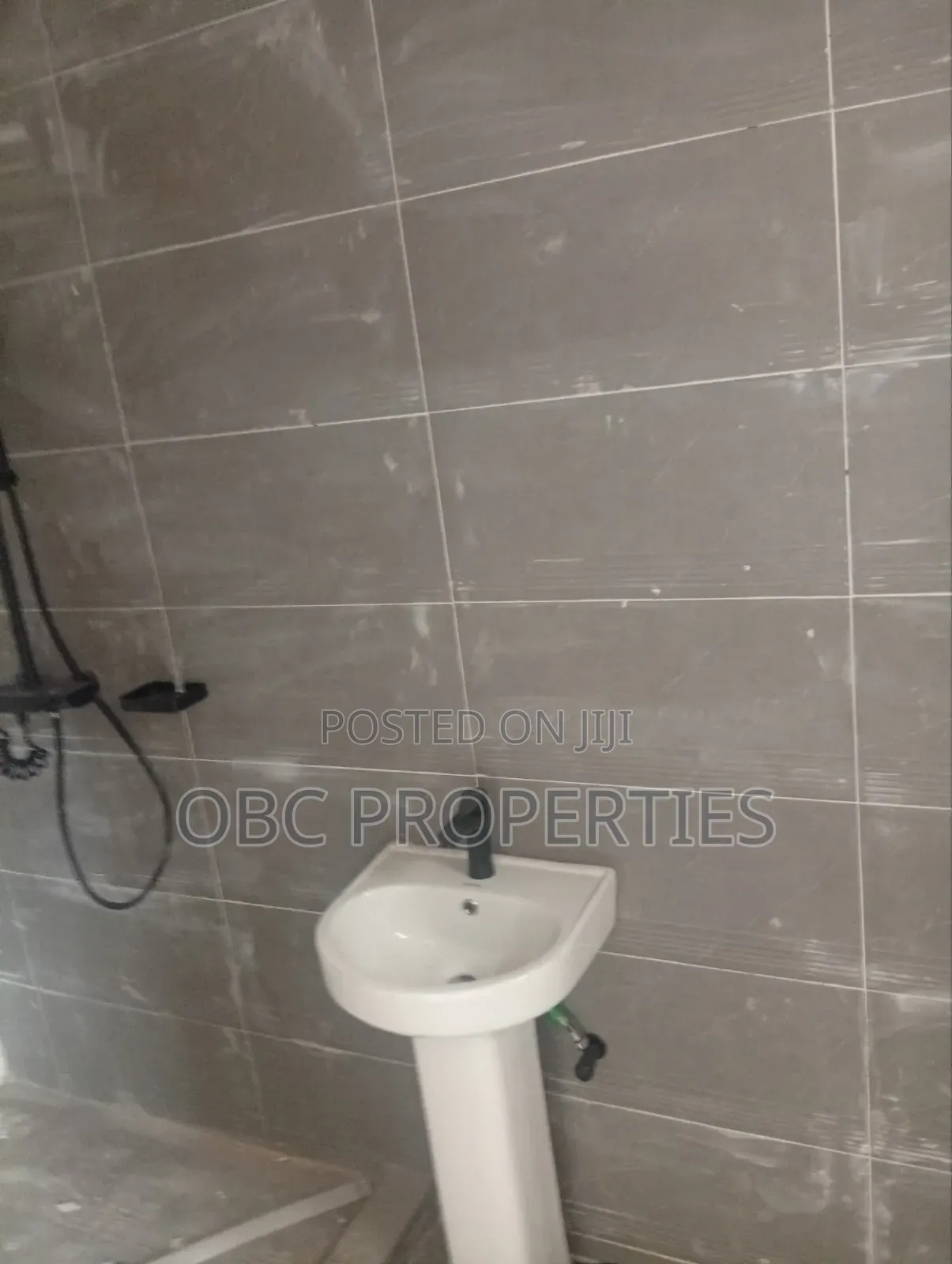 3 Bedrooms Flat With Bq in Ifako-Gbagada