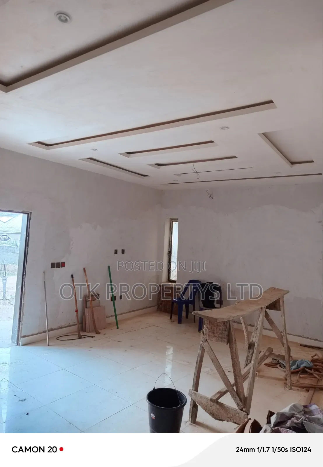 3bdrm Duplex in Scc Road Ushafa for sale in Ushafa