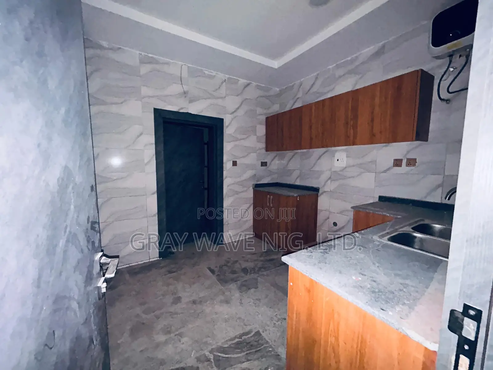 2bdrm Apartment in Sabon Lugbe for rent in Sabon Lugbe