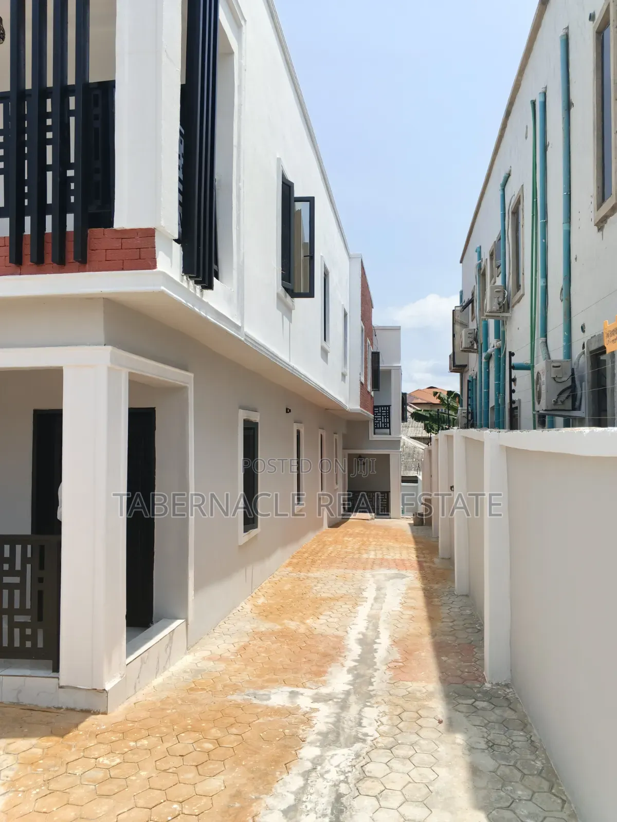 2bdrm Block of Flats in Lagoon Estate, Ebute for rent in Ebute