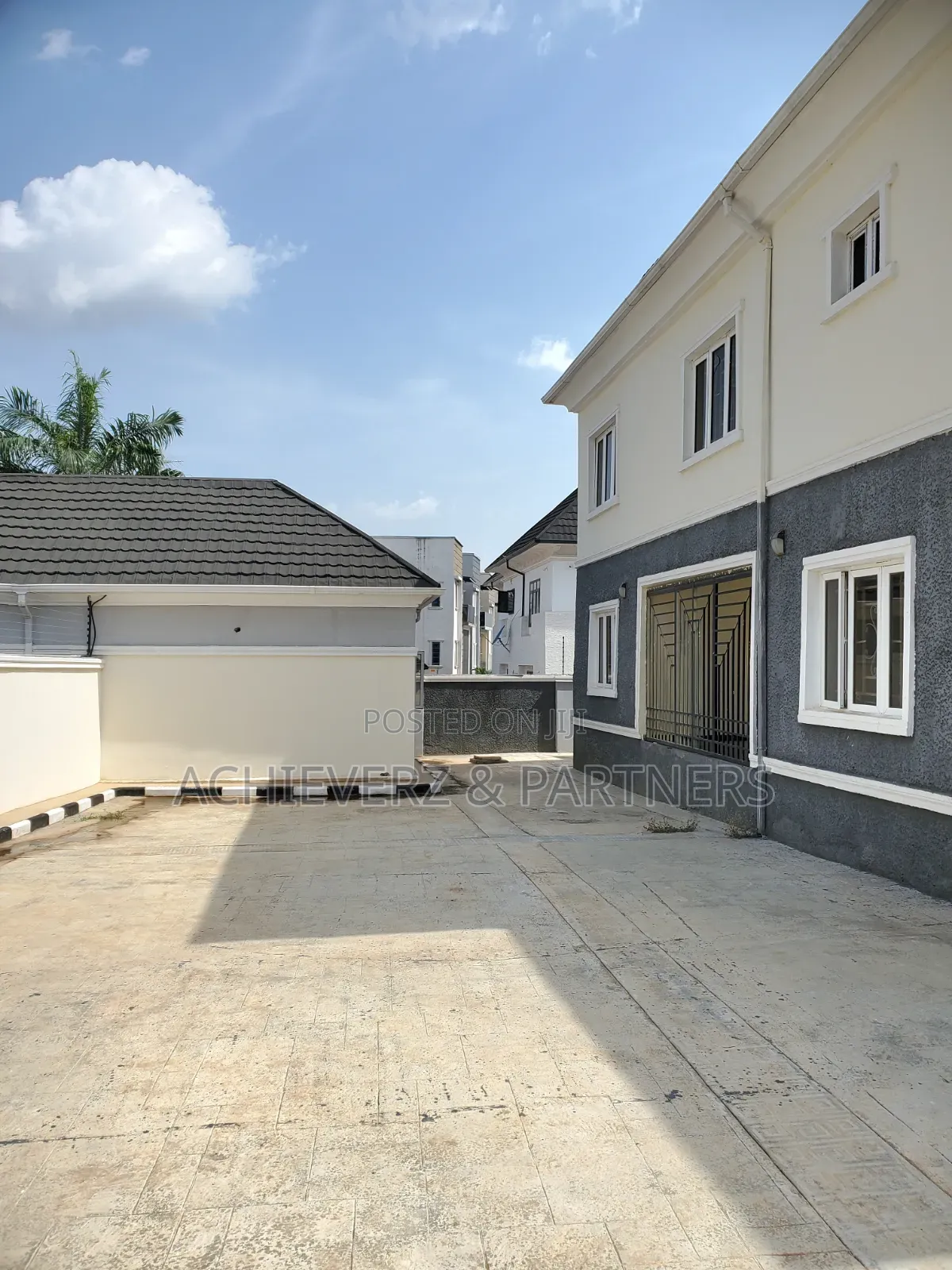 5bdrm Duplex in Guzape District for rent in Guzape District