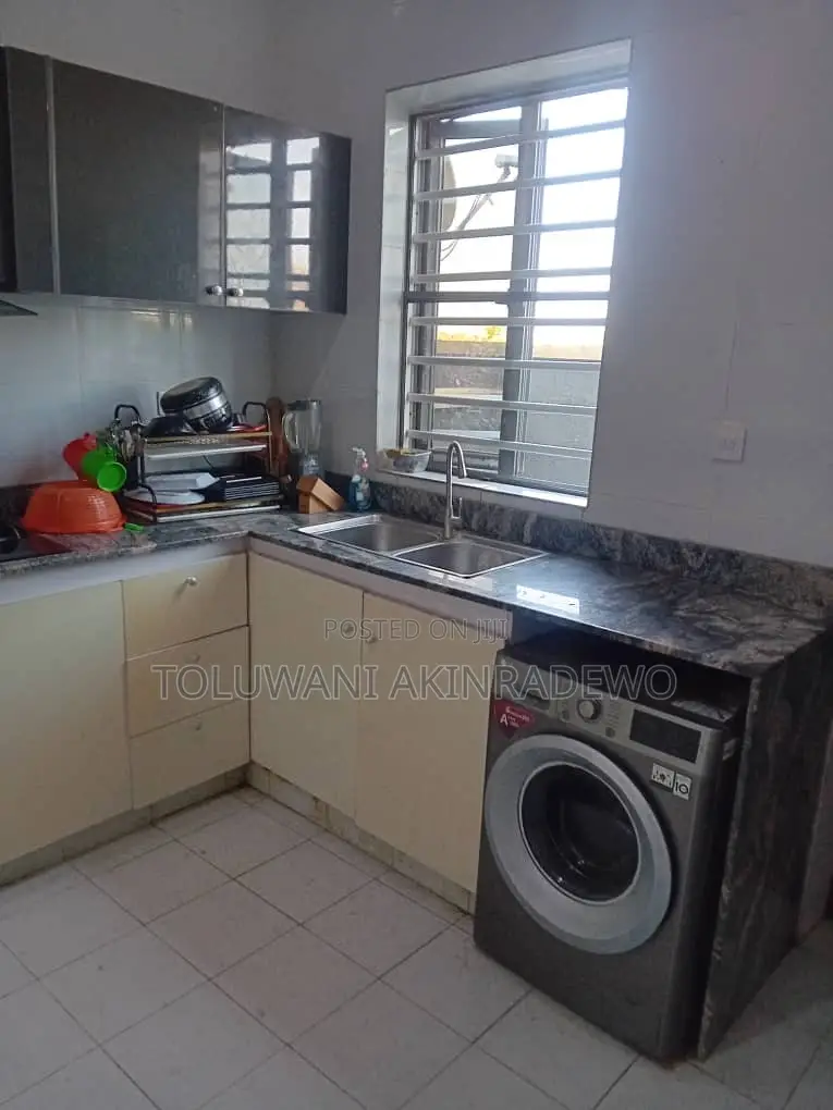 Furnished 4bdrm Duplex in Orchid Road Lekki for rent in Lekki Expressway