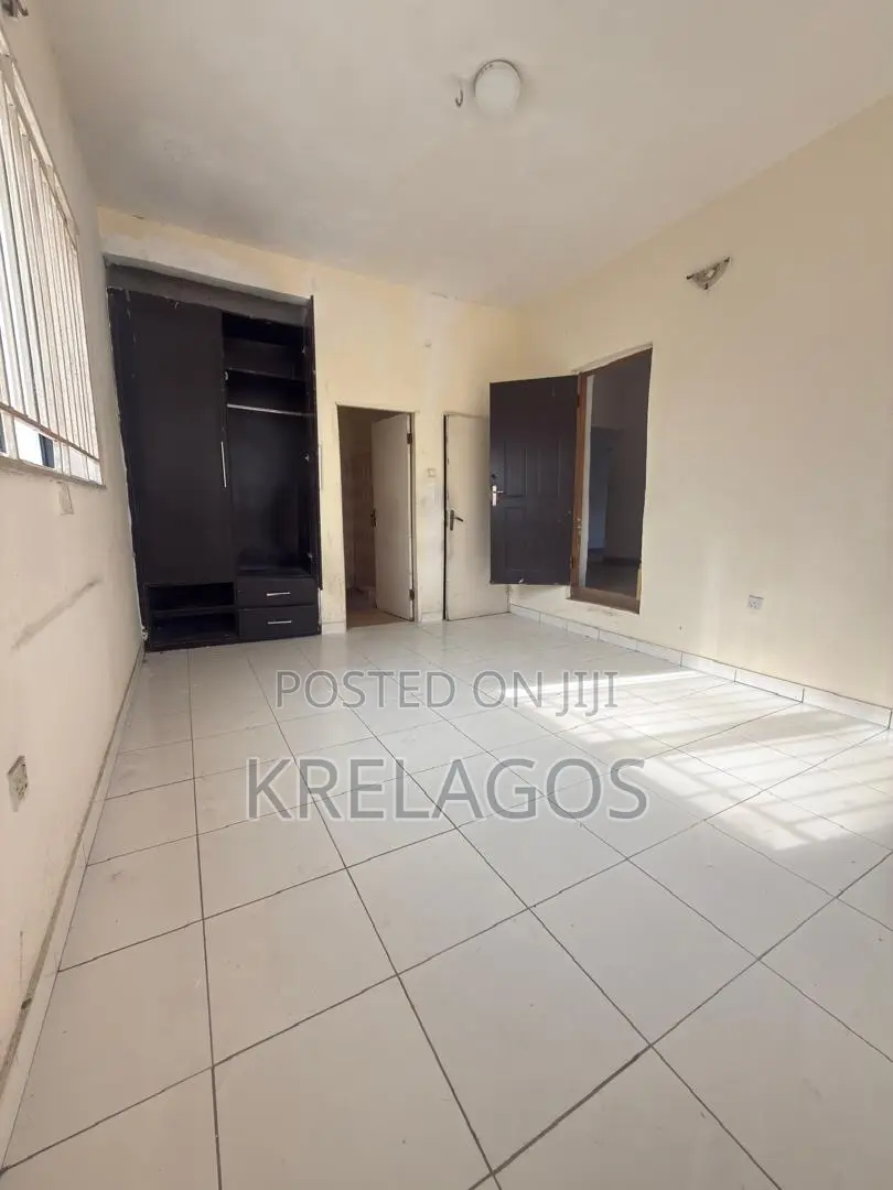 3bdrm Apartment in Lekki Phase 1 for rent in Lekki Phase 1