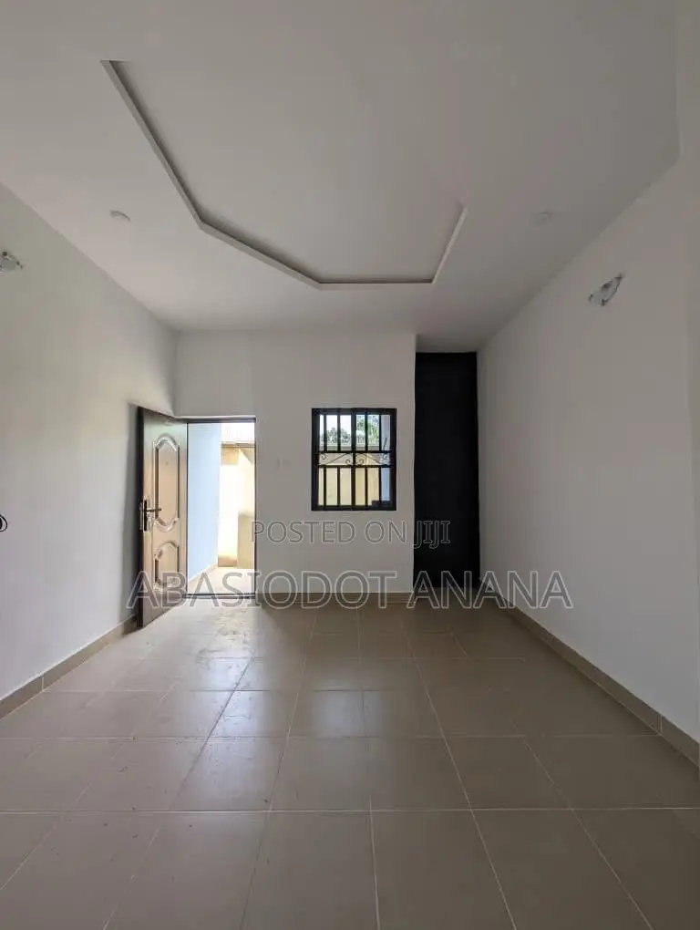 Studio Apartment in Off Nwaniba Utuks, Uyo for rent in Uyo