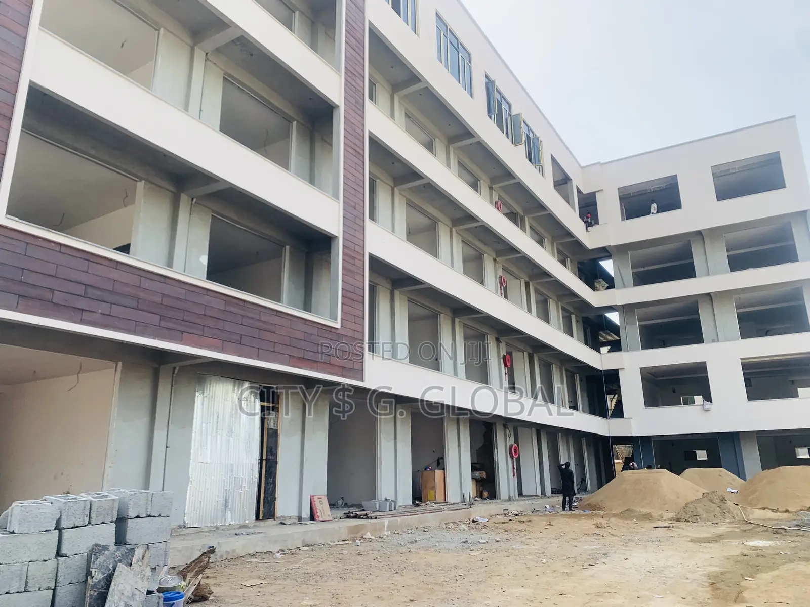 Shop for Sale in Wuse 2 in Wuse 2