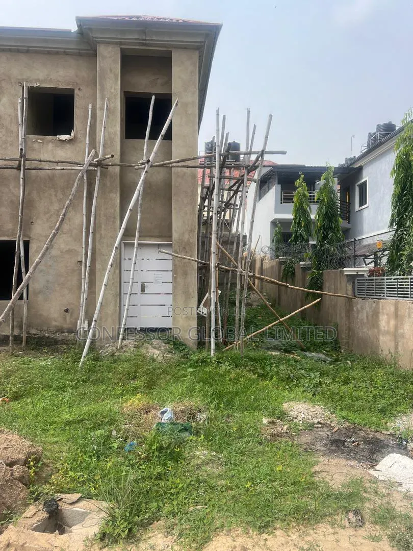 3bdrm Duplex in Naf Valley Estate, Asokoro for sale in Asokoro