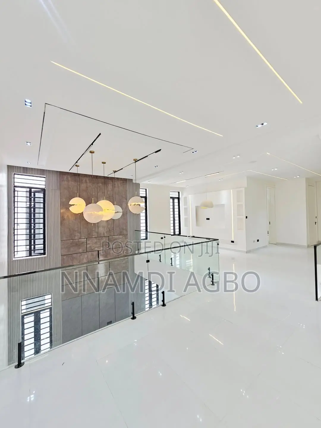 5bdrm Duplex in Lekki Phase 1 for sale in Lekki Phase 1