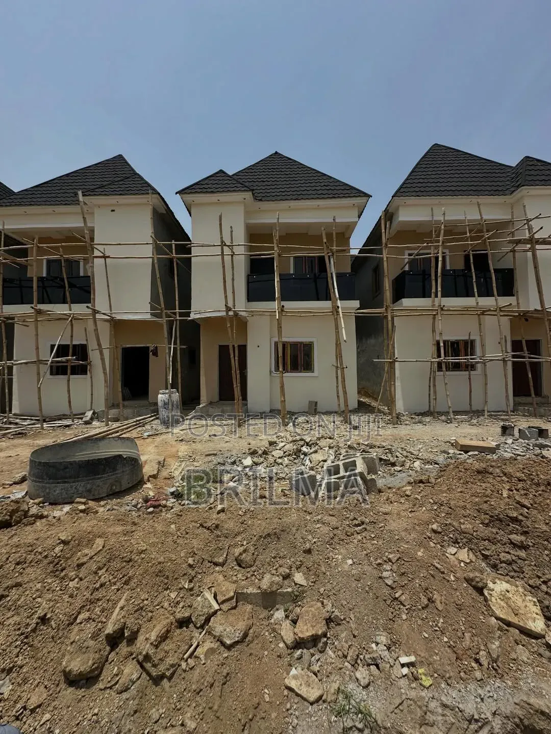4bdrm Duplex in Dawaki for sale in Dawaki