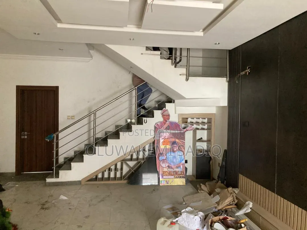 Furnished 4bdrm Duplex in Ikeja Gra for rent in Ikeja GRA