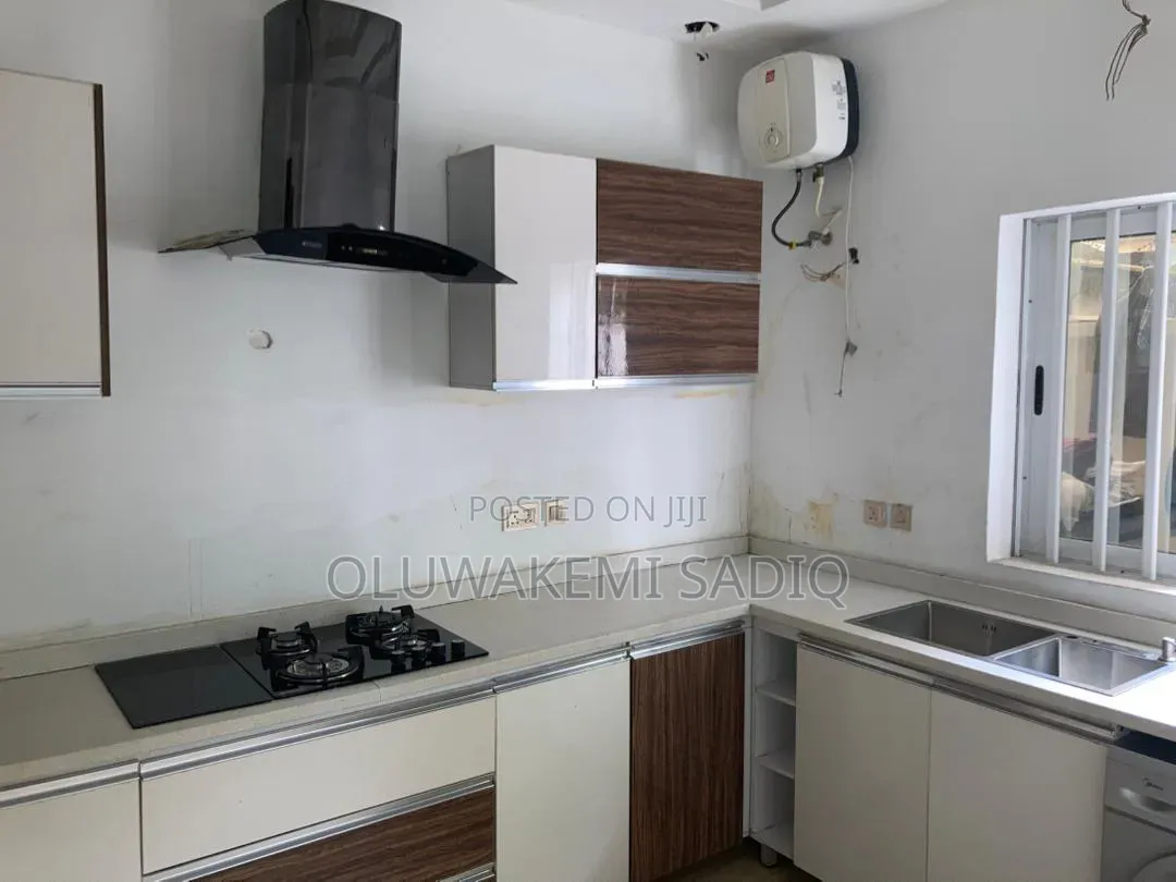 Furnished 4bdrm Duplex in Ikeja Gra for rent in Ikeja GRA