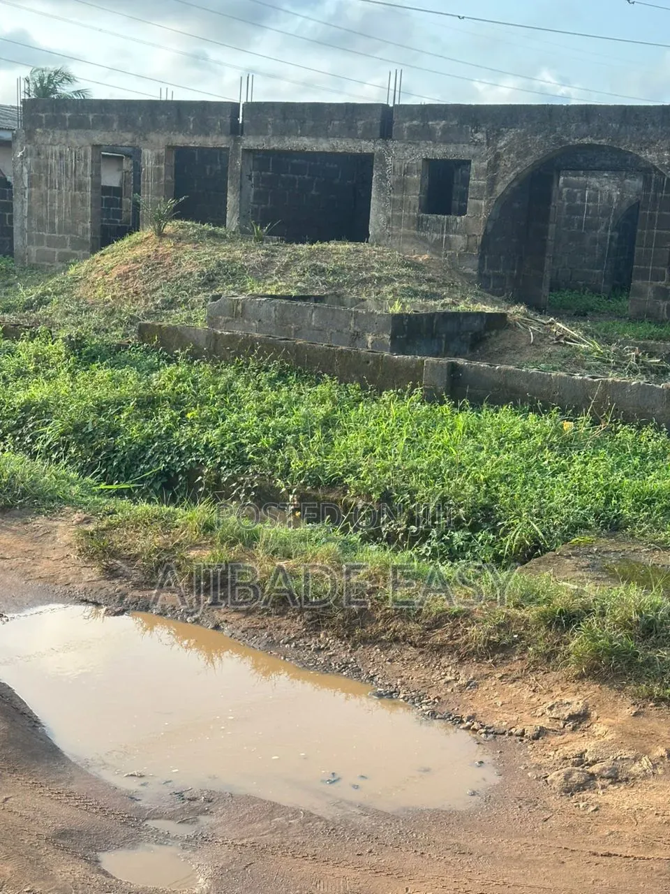6bdrm Bungalow in Ipaja / Ipaja for sale in Ipaja / Ipaja