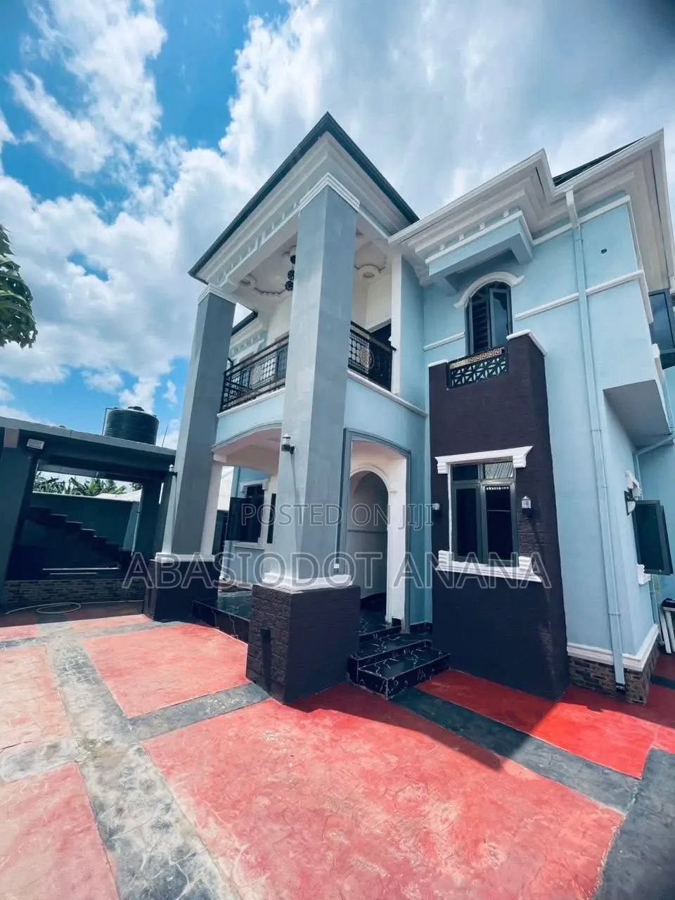 4bdrm Duplex in Stadium Road, Uyo for sale in Uyo