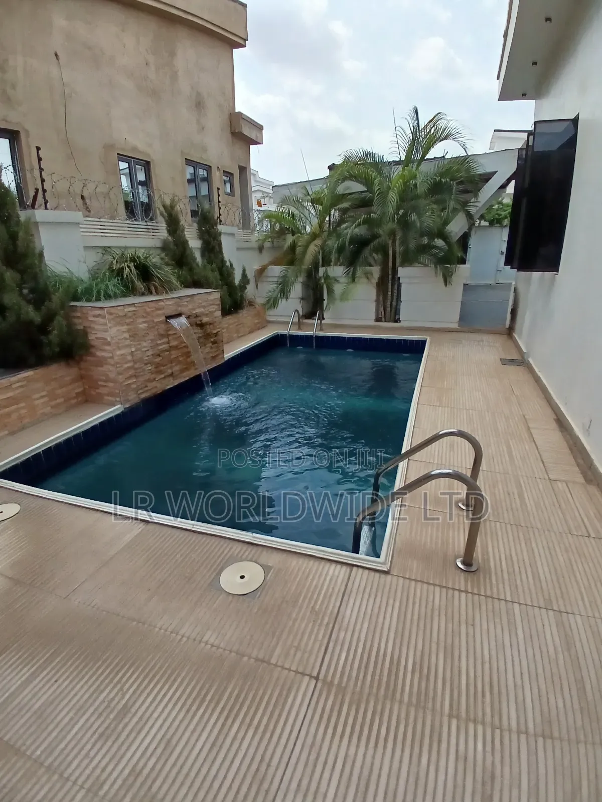 2bdrm Duplex in Sabon Lugbe for rent in Sabon Lugbe
