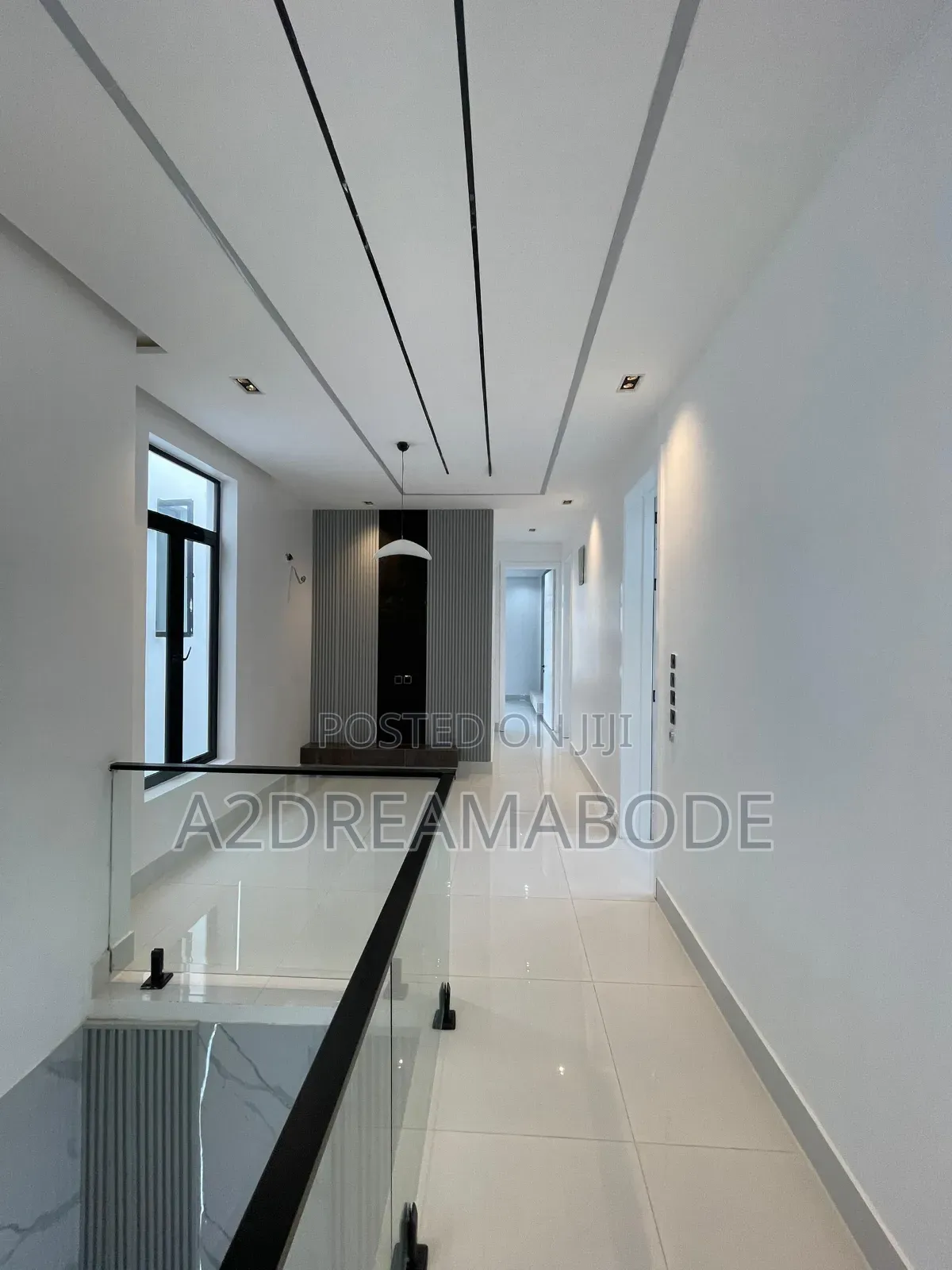 5bdrm Duplex in Chevron for sale in Chevron