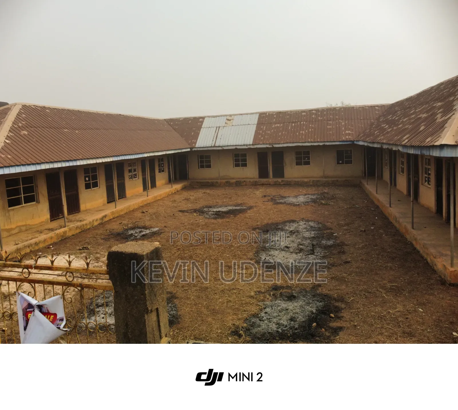 A School With 29 Classrooms and 12 Toilets in Gberigbe