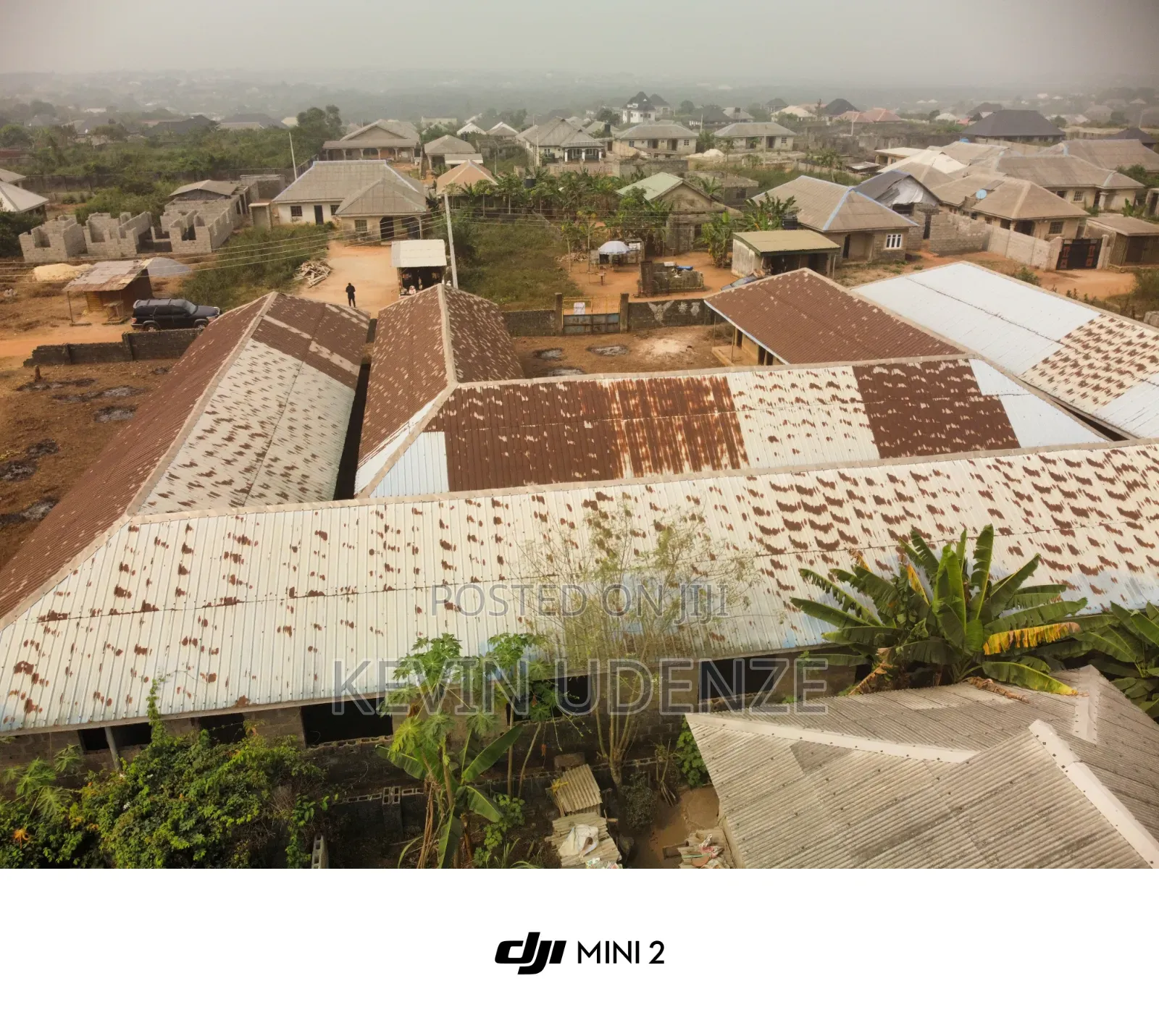 A School With 29 Classrooms and 12 Toilets in Gberigbe
