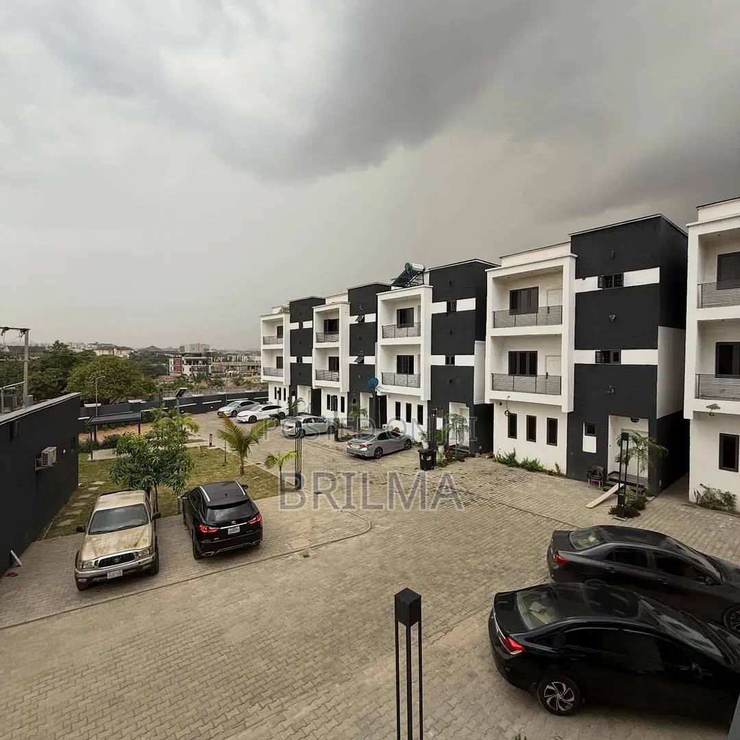 4bdrm Duplex in Jabi for sale in Jabi
