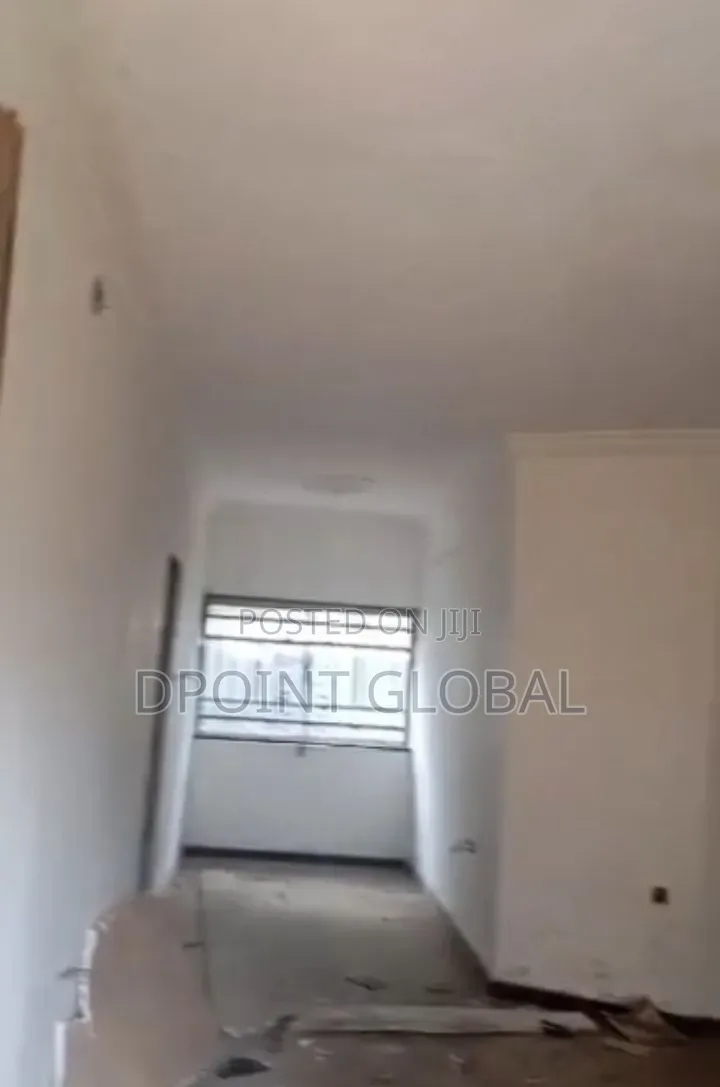 18bdrm Block of Flats in In Estate, Alakuko for sale in Alakuko