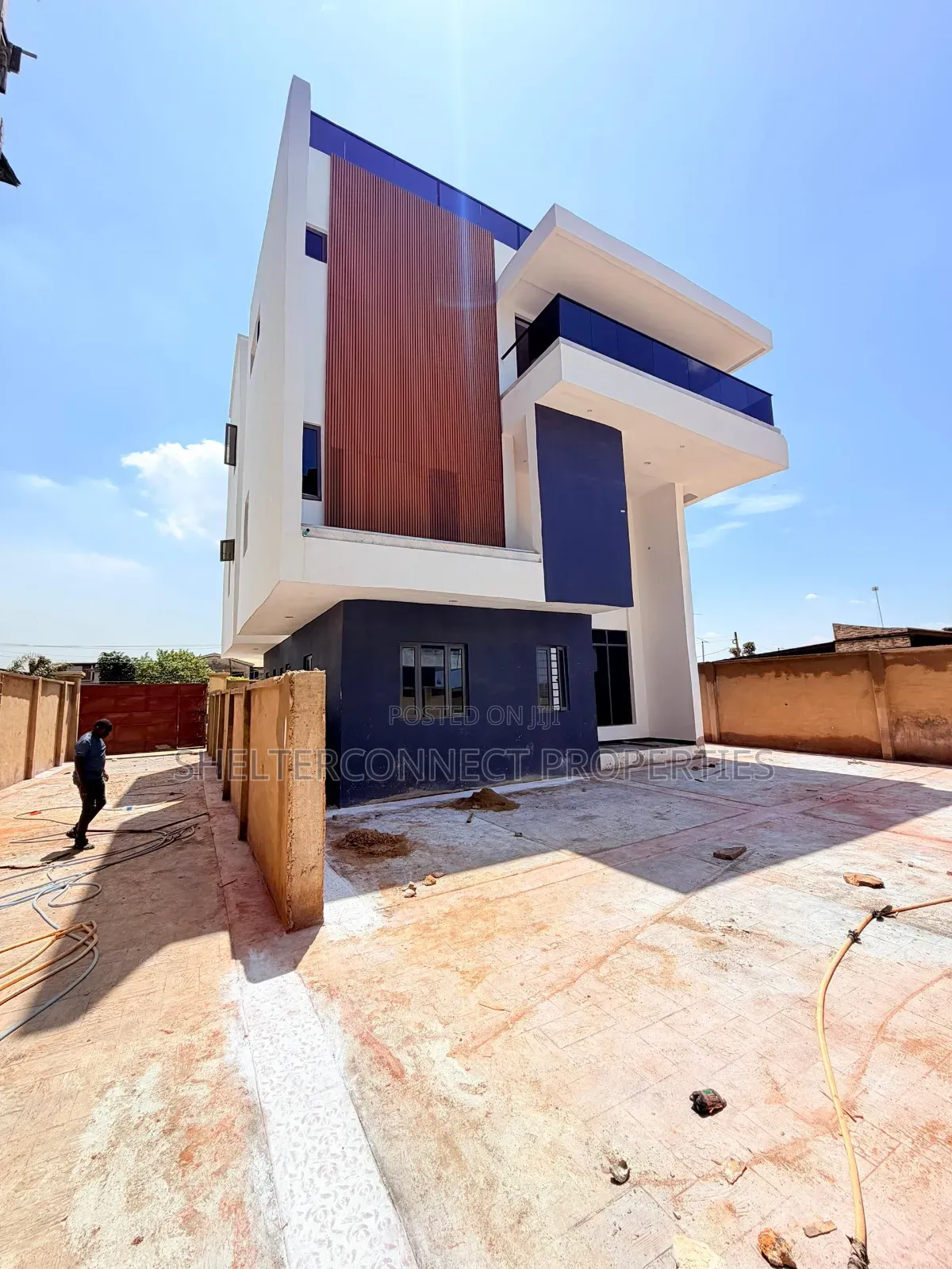 5bdrm Duplex in LSDPC Maryland Estate for sale in LSDPC Maryland Estate