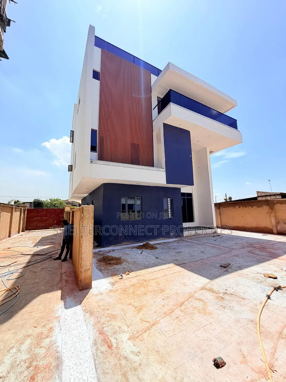 5bdrm Duplex in LSDPC Maryland Estate for sale in LSDPC Maryland Estate