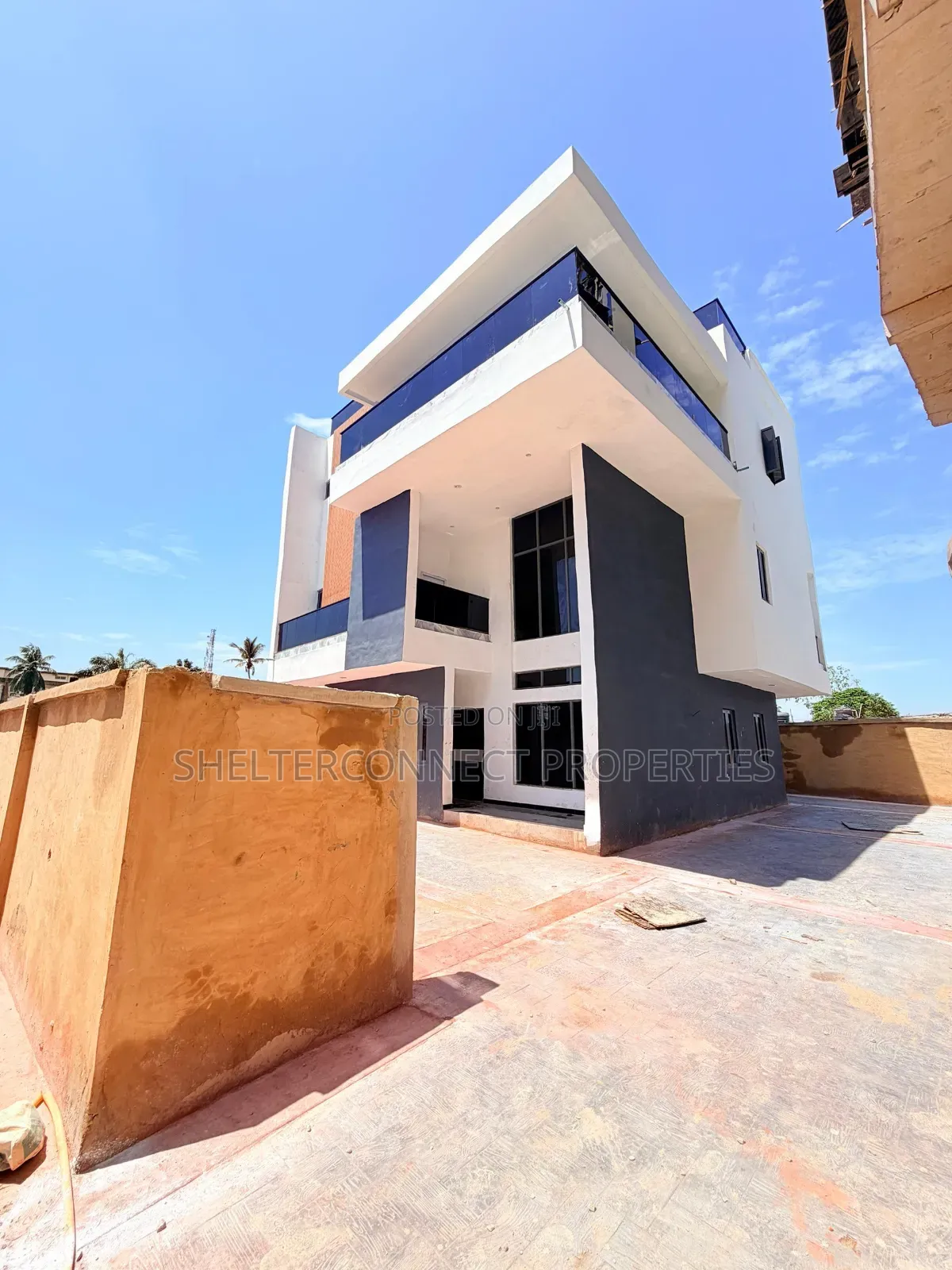 5bdrm Duplex in LSDPC Maryland Estate for sale in LSDPC Maryland Estate