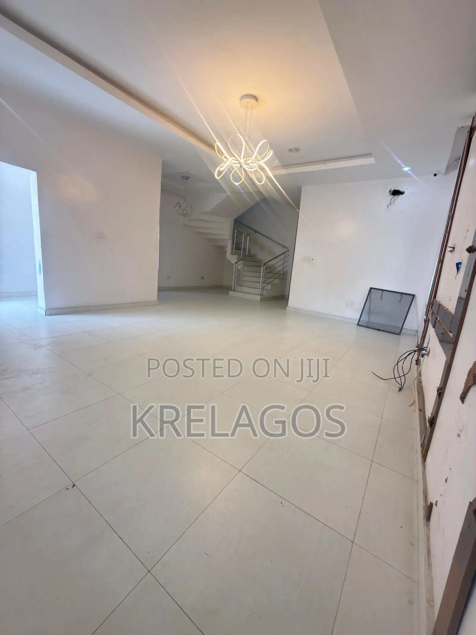 5bdrm Duplex in Orchid, Chevron for rent in Chevron