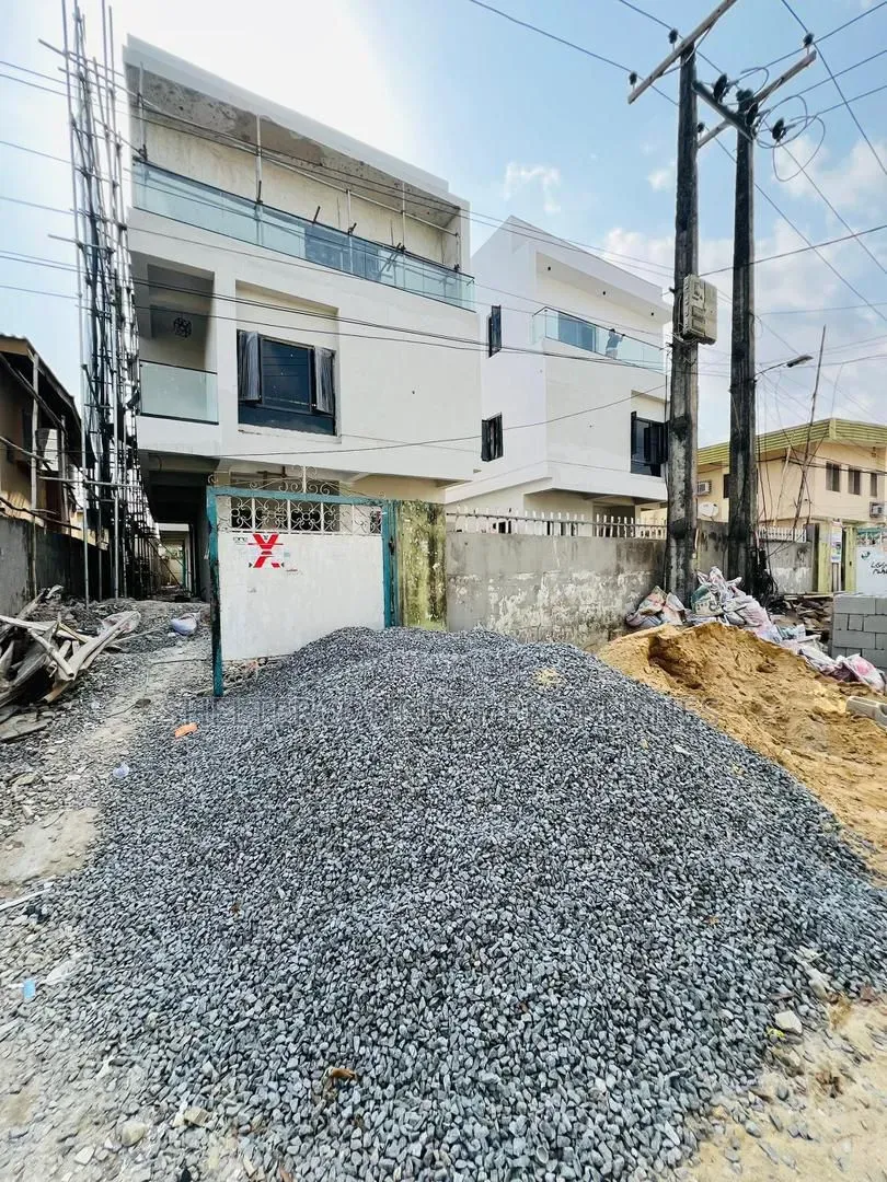 4bdrm Duplex in Ikeja GRA for sale in Ikeja GRA