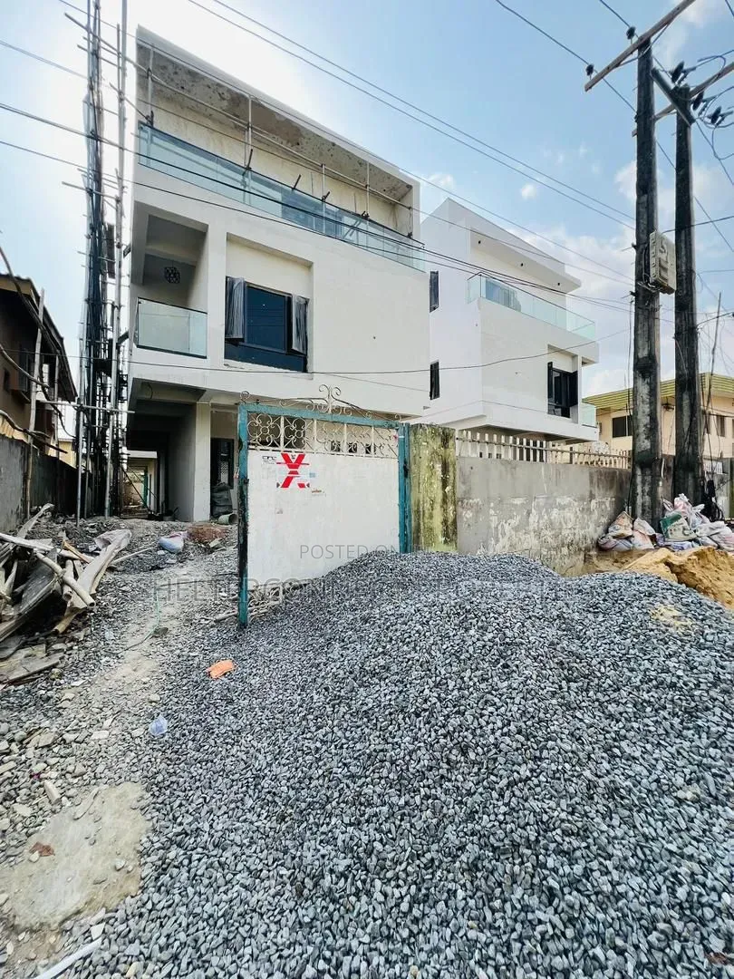 4bdrm Duplex in Ikeja GRA for sale in Ikeja GRA