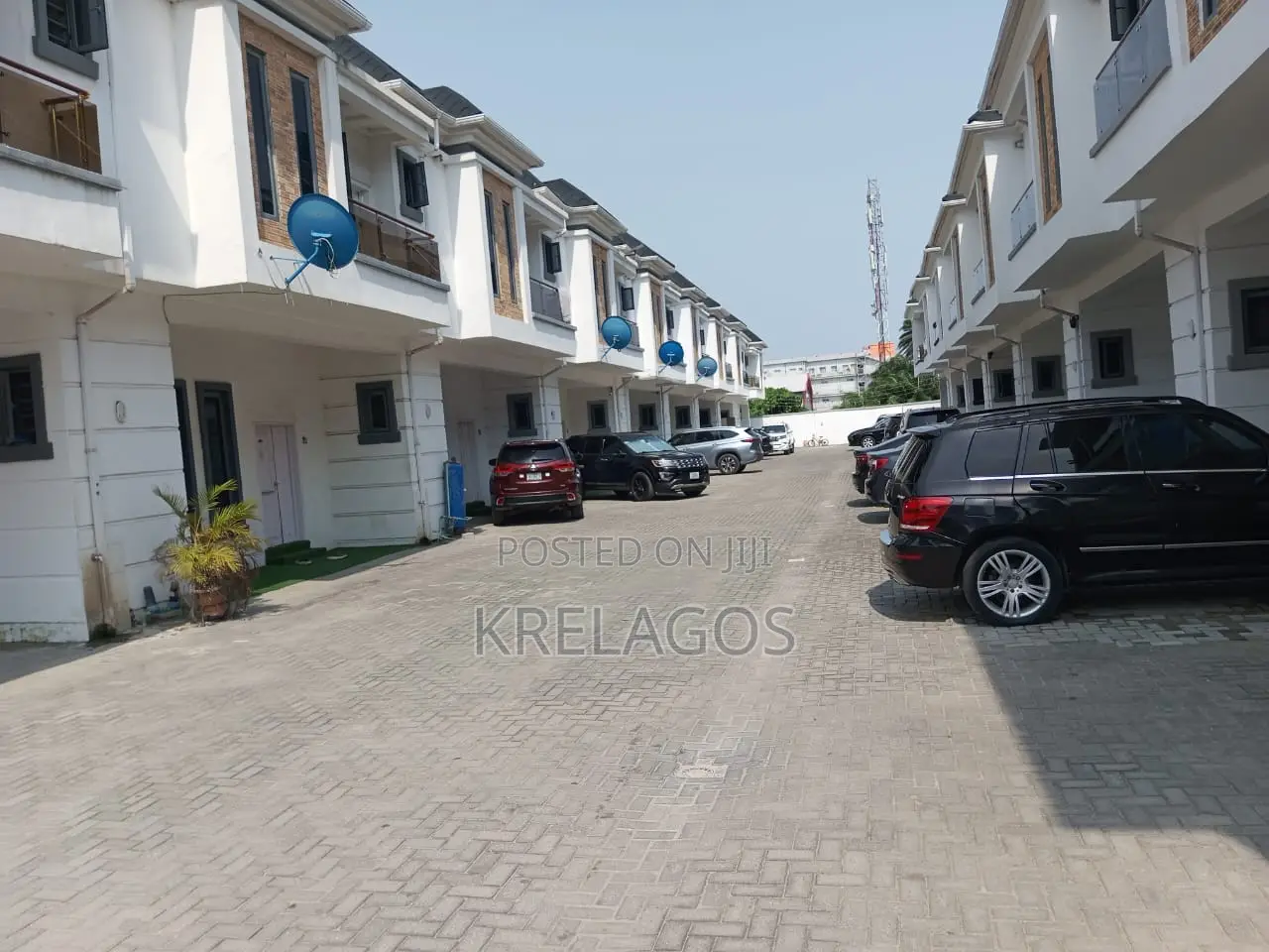 Furnished 4bdrm House in Orchid, Chevron for rent in Chevron