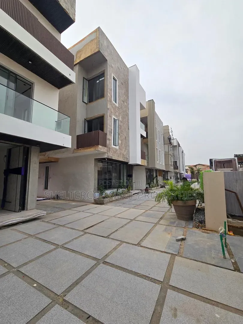 5bdrm Duplex in Ikoyi S.W for sale in Ikoyi S.W