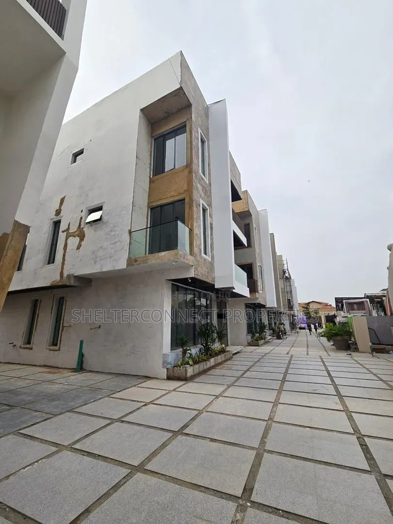 5bdrm Duplex in Ikoyi S.W for sale in Ikoyi S.W