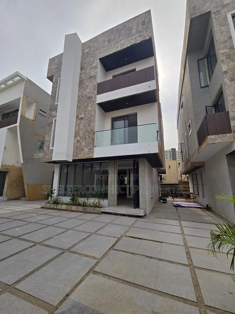 5bdrm Duplex in Ikoyi S.W for sale in Ikoyi S.W