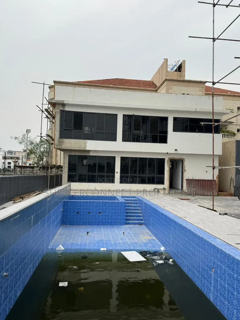 4bdrm Maisonette in Banana Island for sale in Banana Island