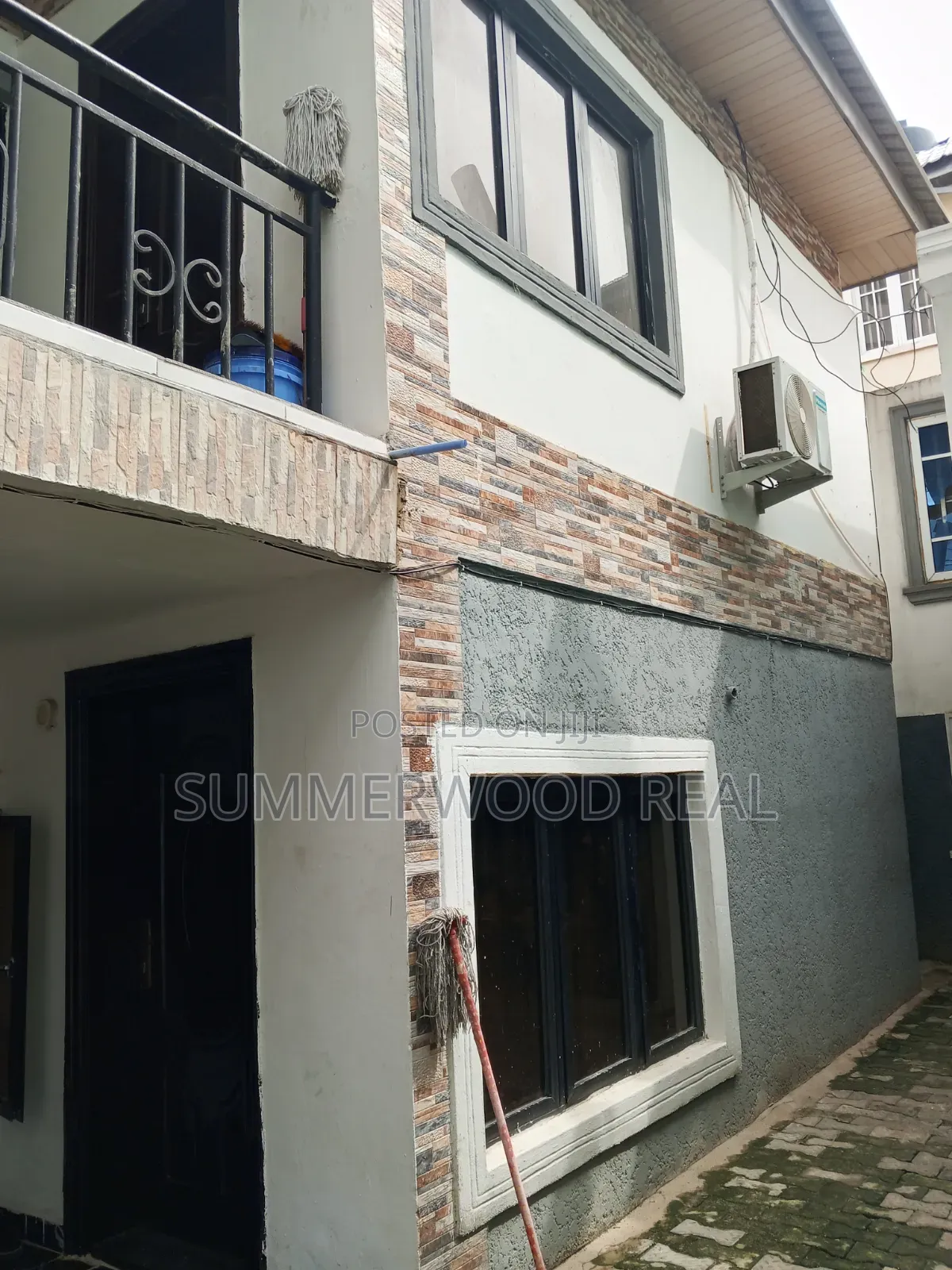 Mini Flat in Lekki Phase 2 for rent in Lekki Phase 2