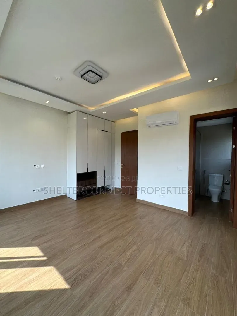 6bdrm Duplex in Banana Island for sale in Banana Island