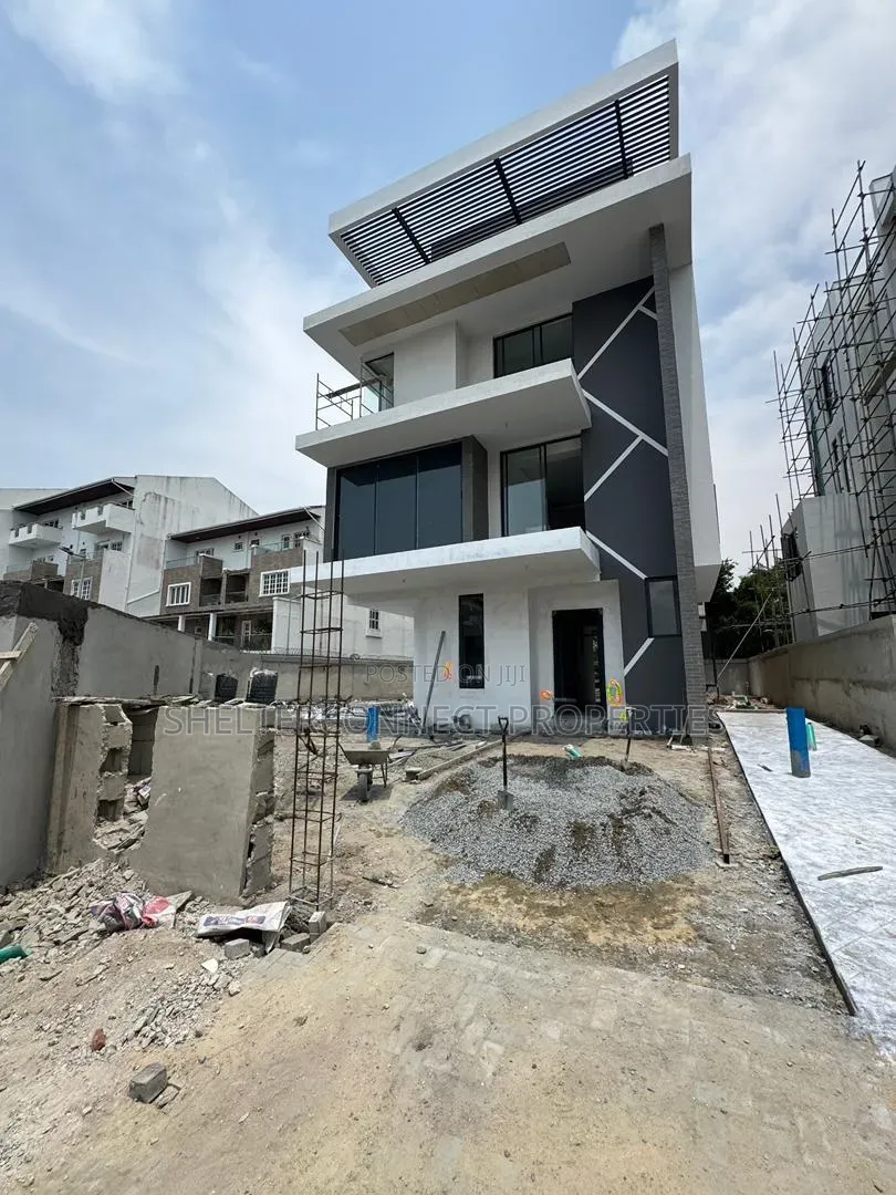 5bdrm Duplex in Banana Island for sale in Banana Island