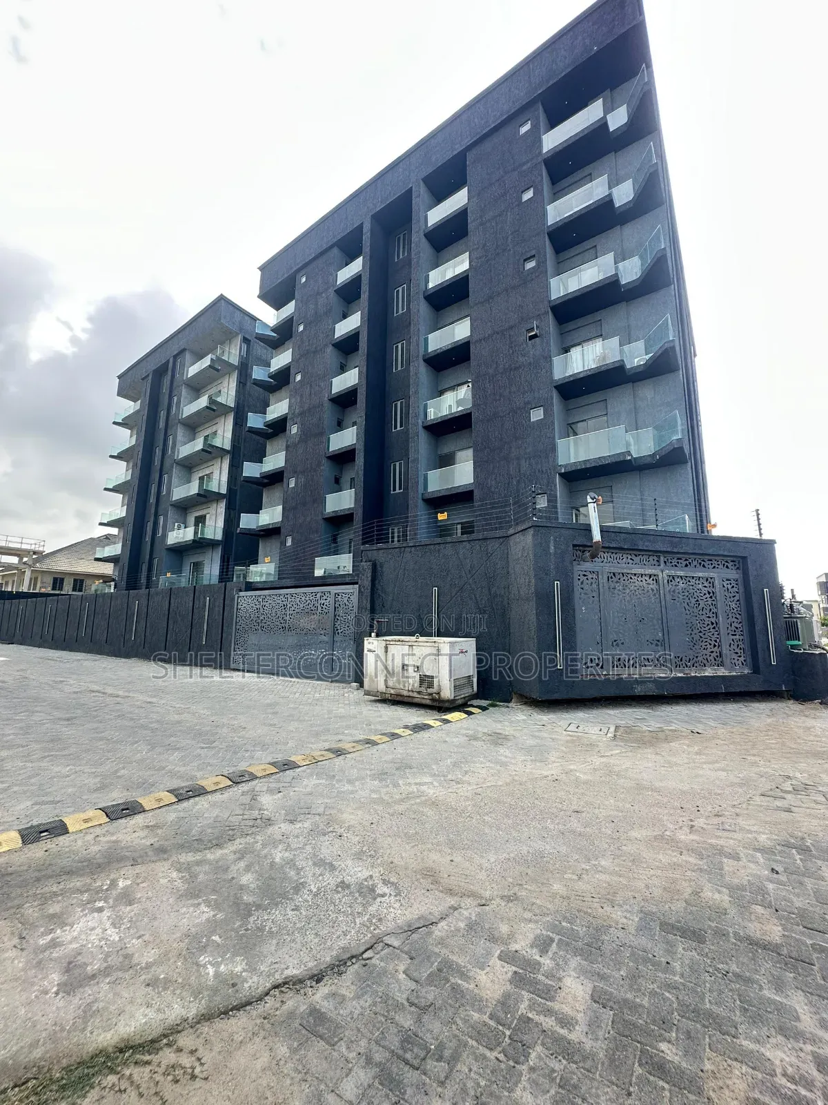 Furnished 2bdrm Apartment in Ikate for sale in Ikate