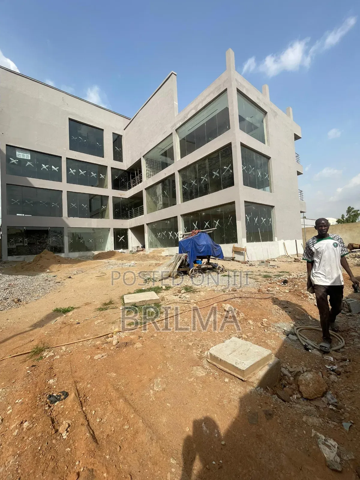 Shop and Office Space for Sale in Wuse 2
