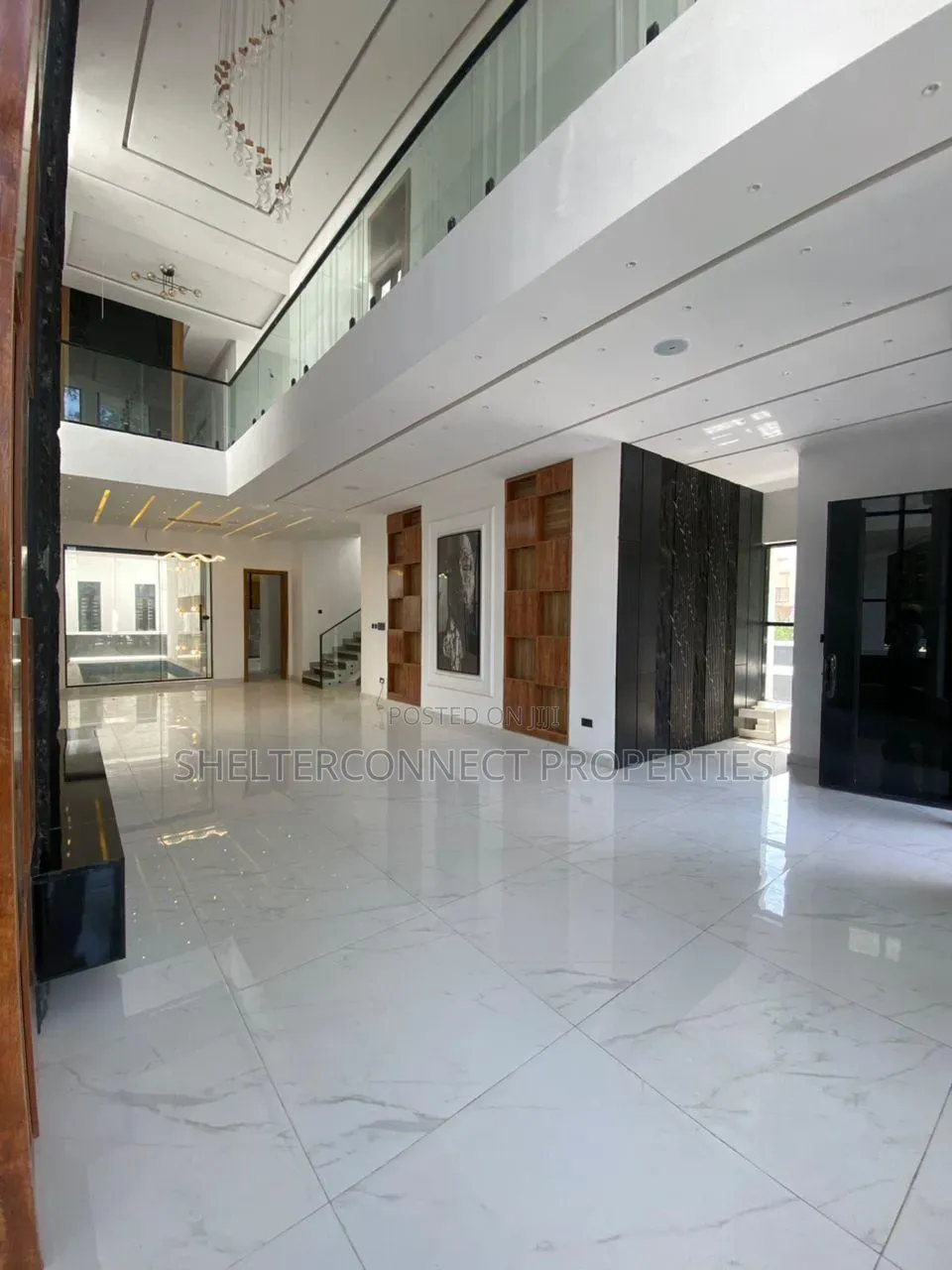 5bdrm Duplex in Ikota for sale in Ikota