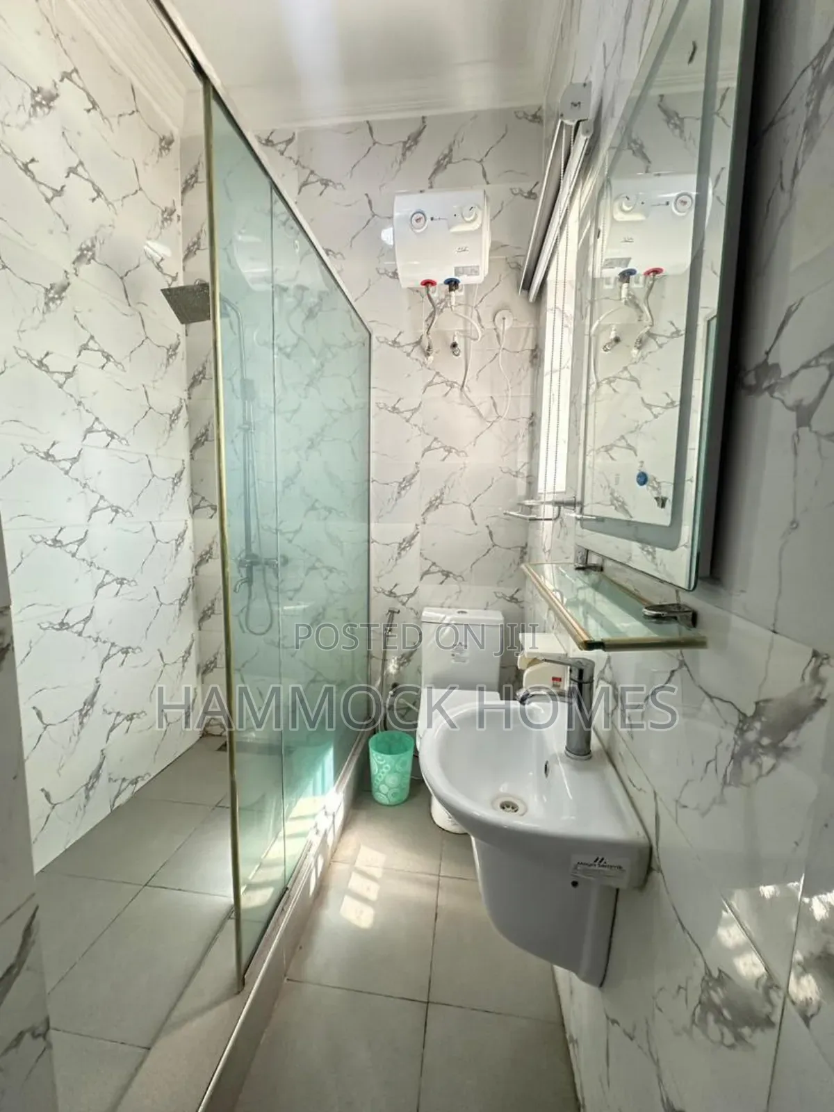 Furnished 2bdrm Townhouse/Terrace in Olasumbo Kazeem for sale in Oluyole Estate
