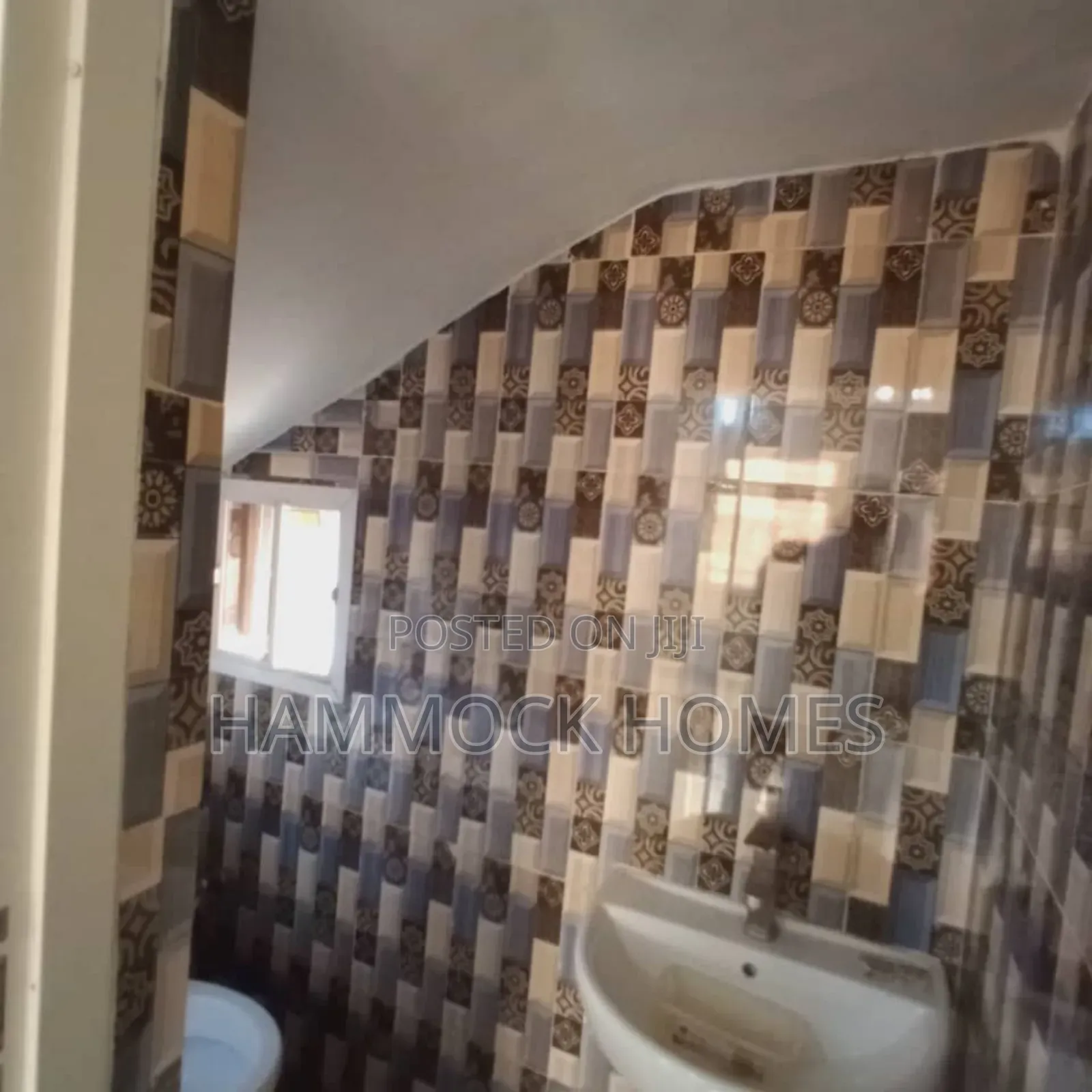3bdrm Duplex in Alalubosa Gra for rent in Alalubosa