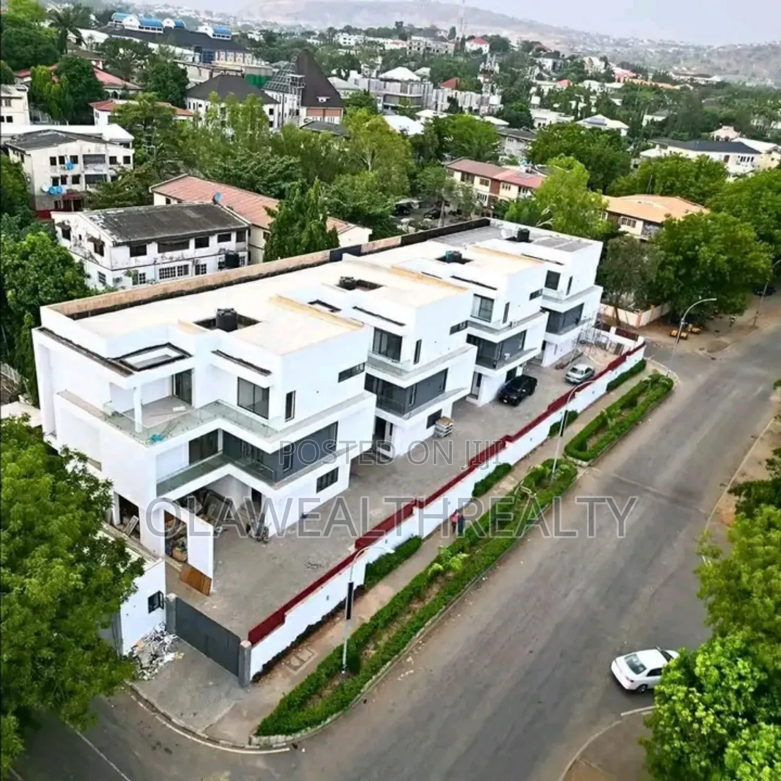 5bdrm Duplex in Maitama for sale in Maitama