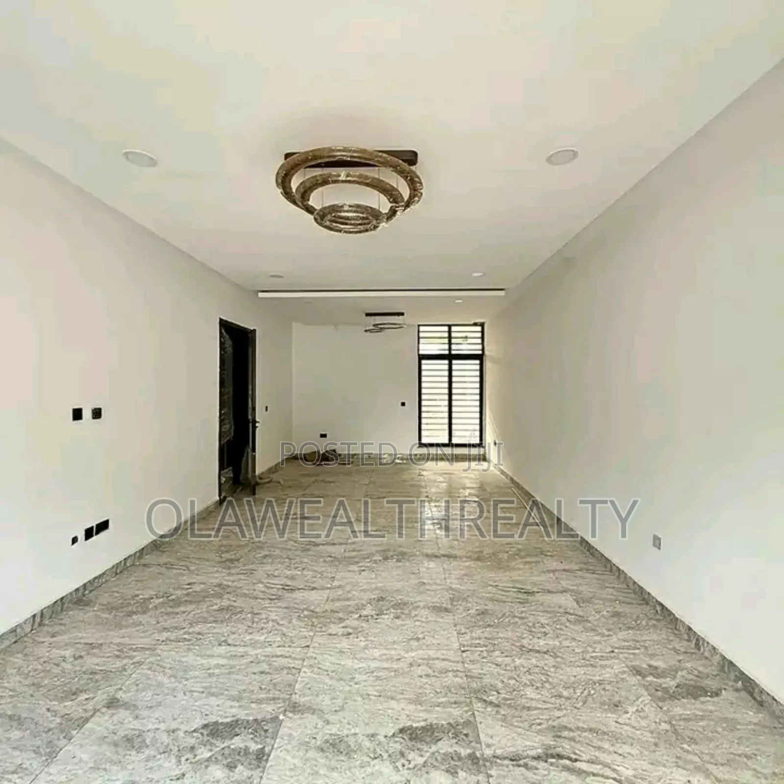 5bdrm Duplex in Maitama for sale in Maitama