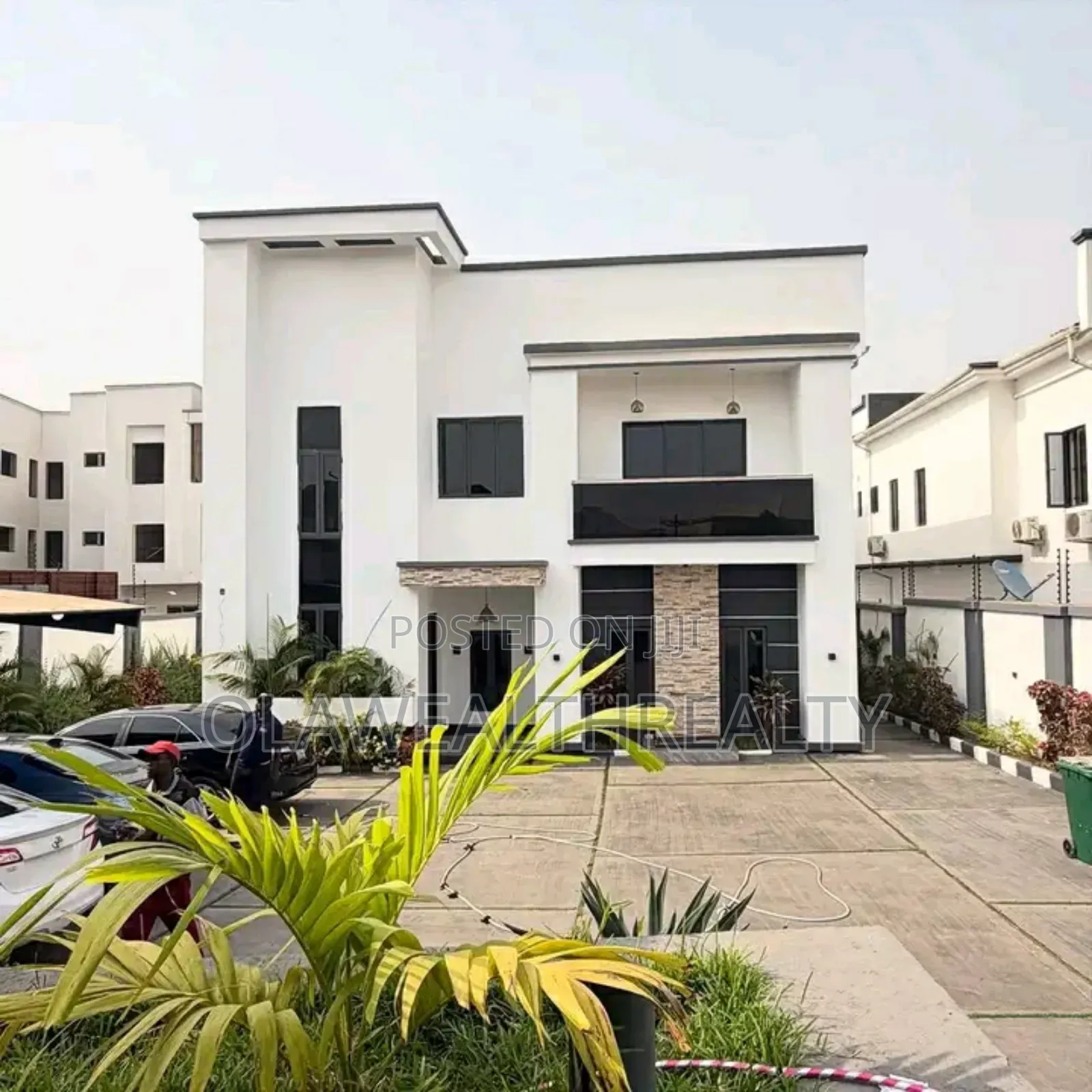 5bdrm Duplex in Guzape District for sale in Guzape District