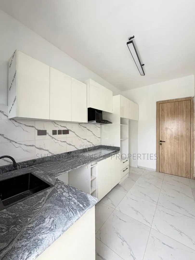 2bdrm Apartment in Lekki Expressway for sale in Lekki Expressway