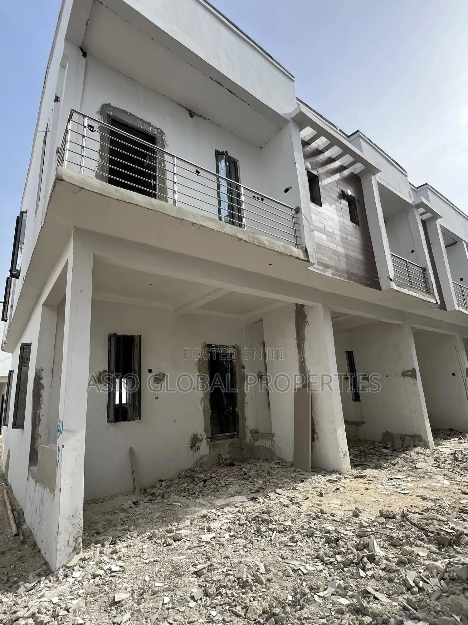3bdrm Duplex in Sangotedo for sale in Sangotedo
